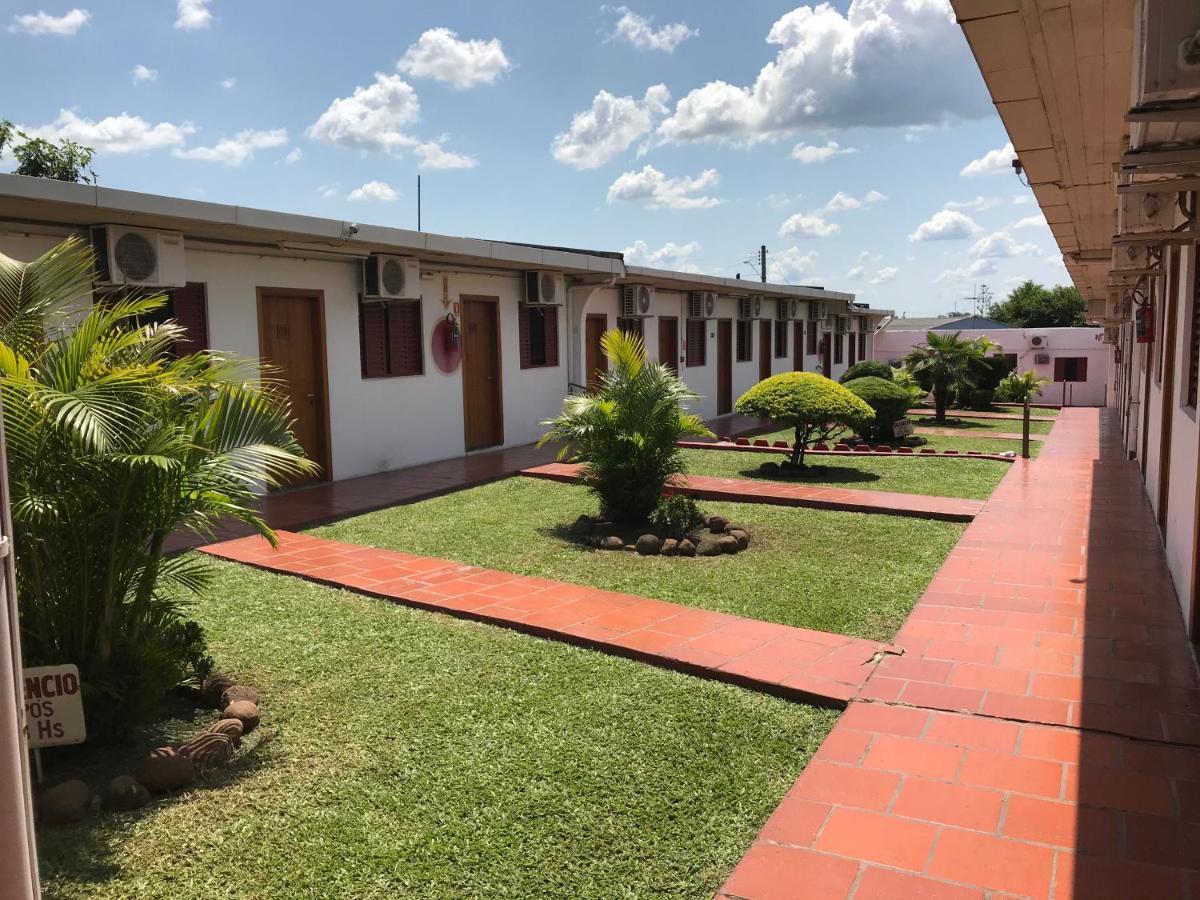 Hotel Alegrete Buitenkant foto